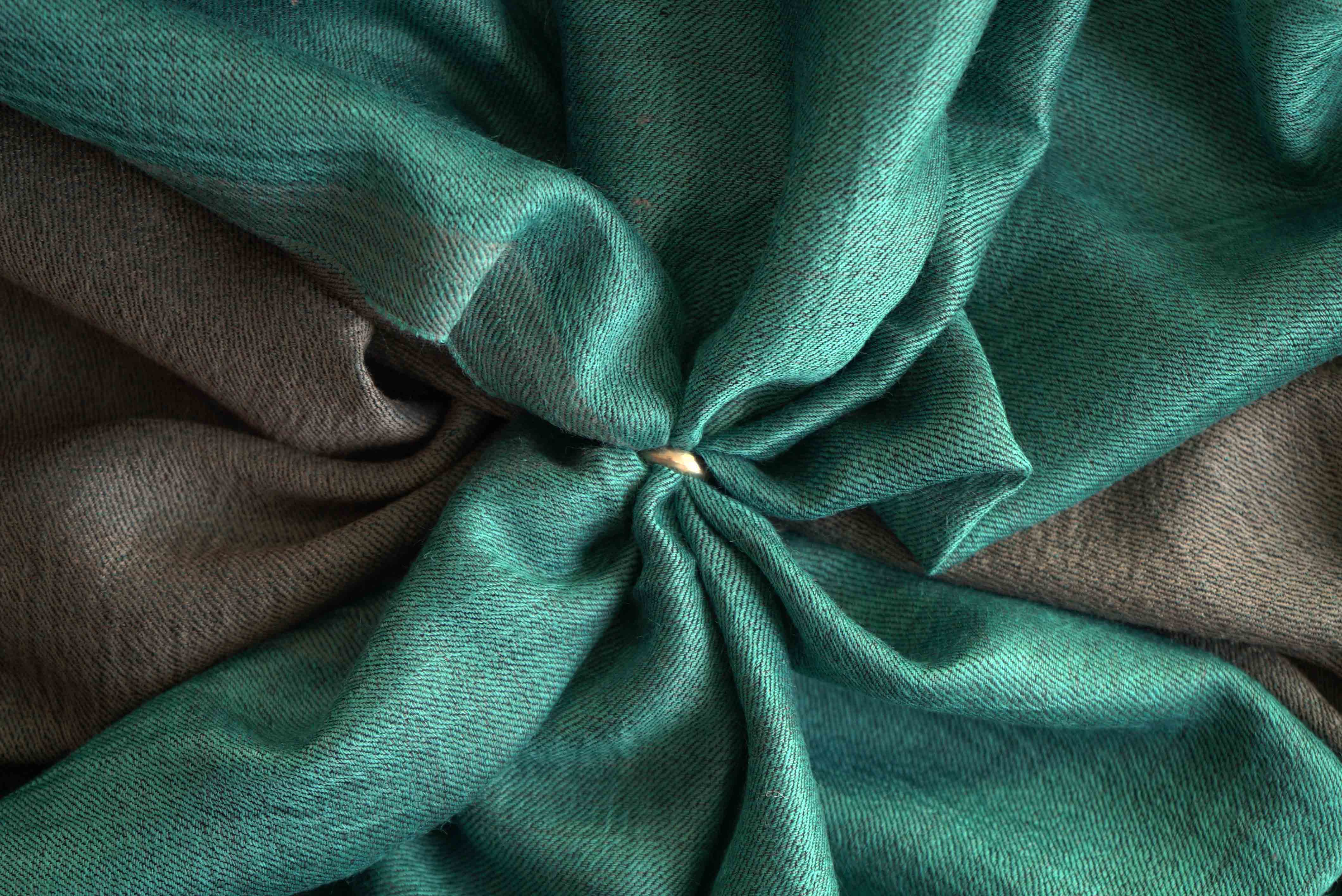 Pashmina 100% cachemire bicolore - Bleu turquoise et noir