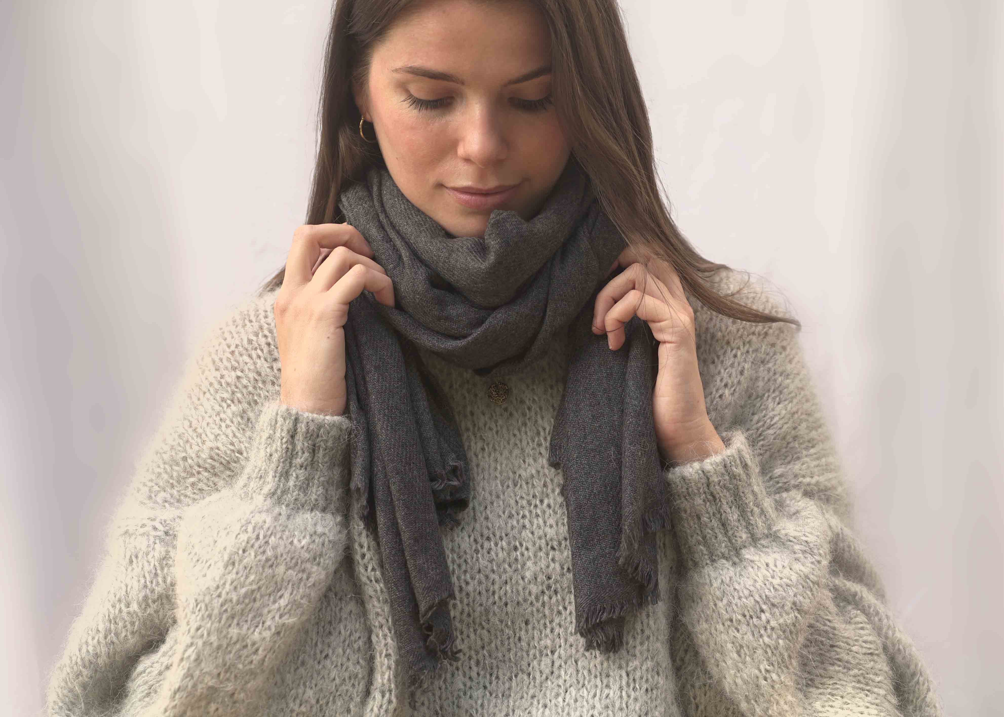 Echarpe en cachemire du Népal - Gris anthracite